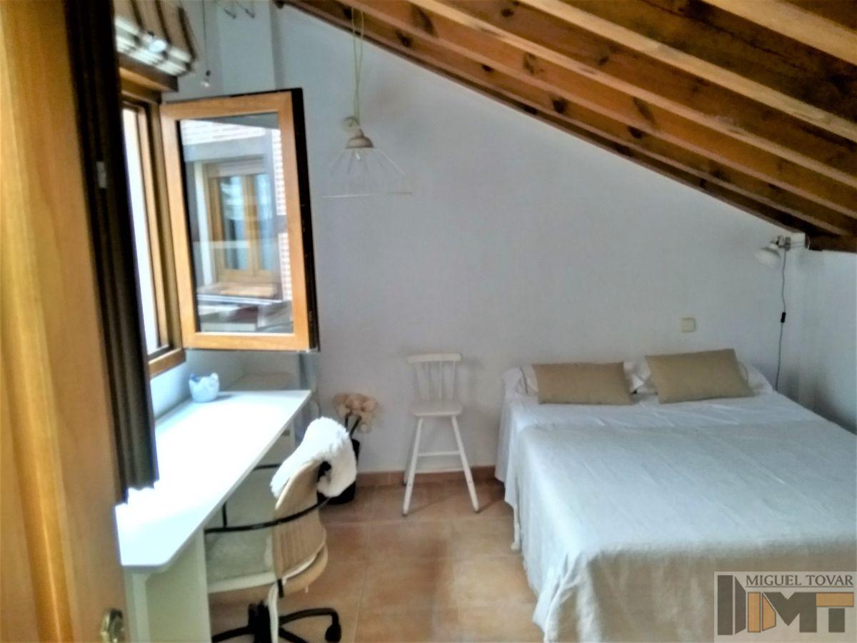 For sale of flat in Segovia