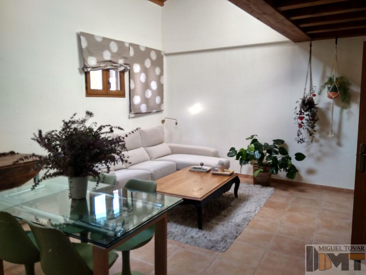 For sale of flat in Segovia