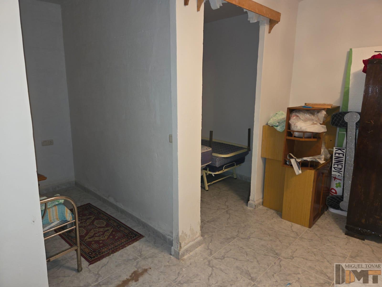 For sale of house in Torreiglesias