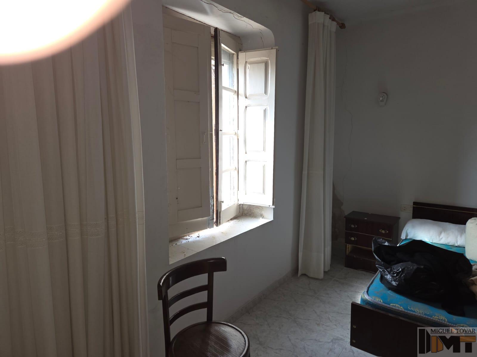 For sale of house in Torreiglesias