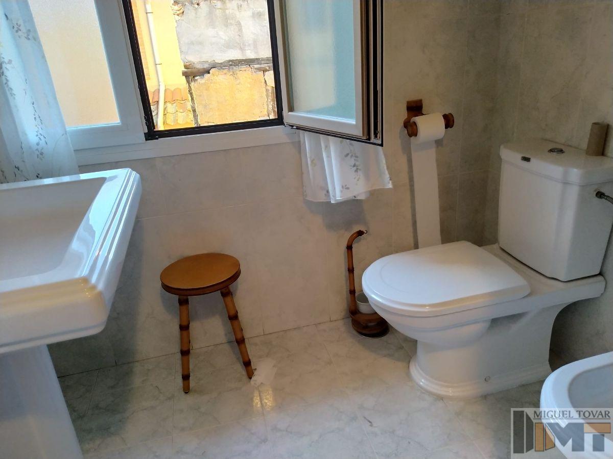 For sale of duplex in Segovia