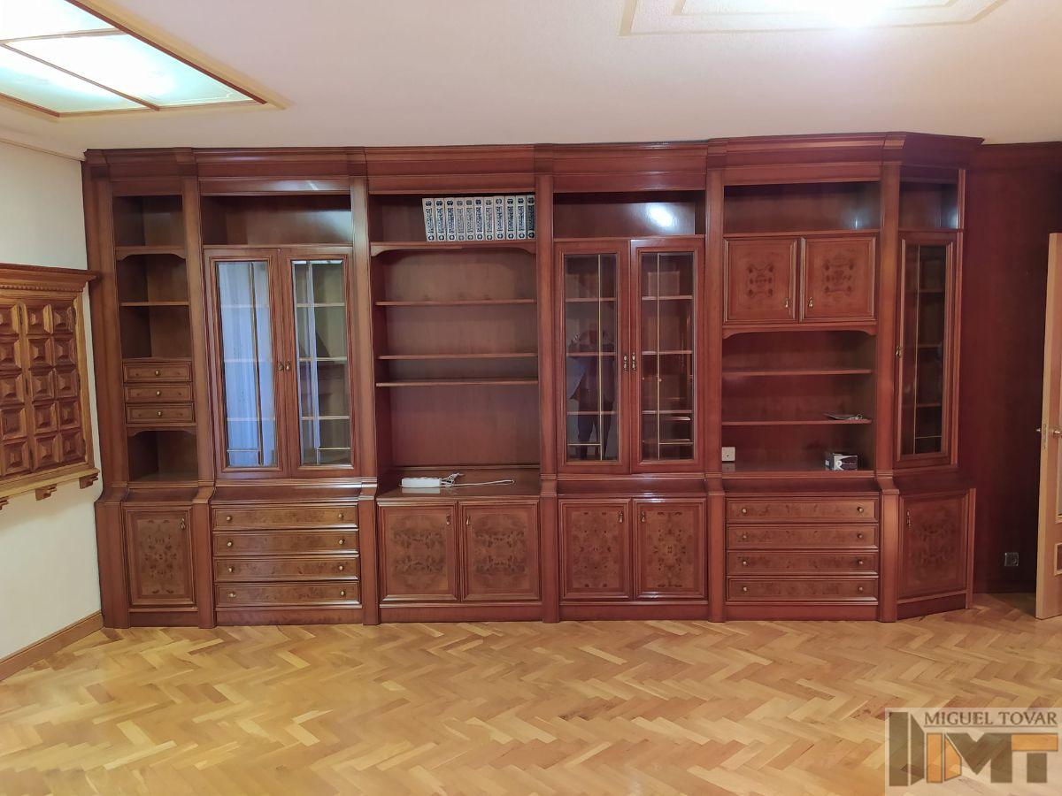 For sale of duplex in Segovia