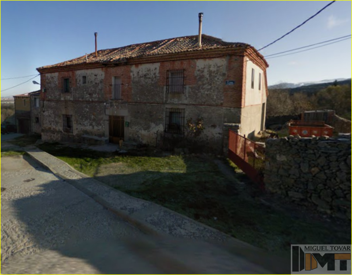 For sale of house in Revenga