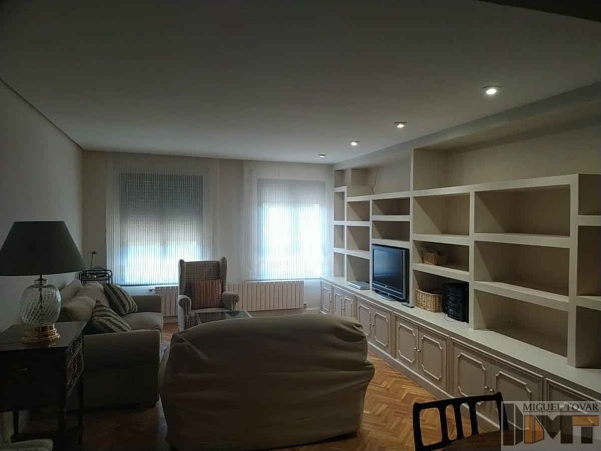 For rent of flat in Segovia