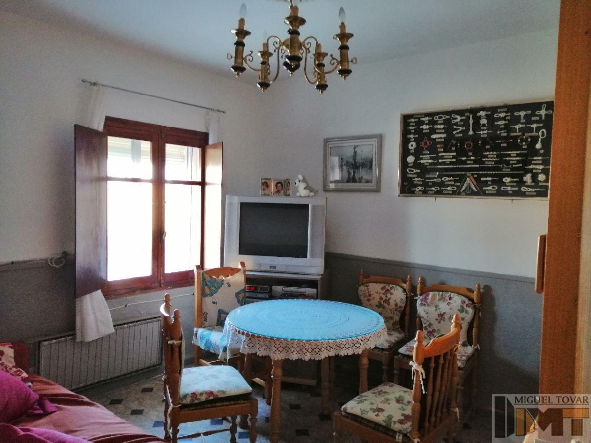For sale of house in Sangarcía