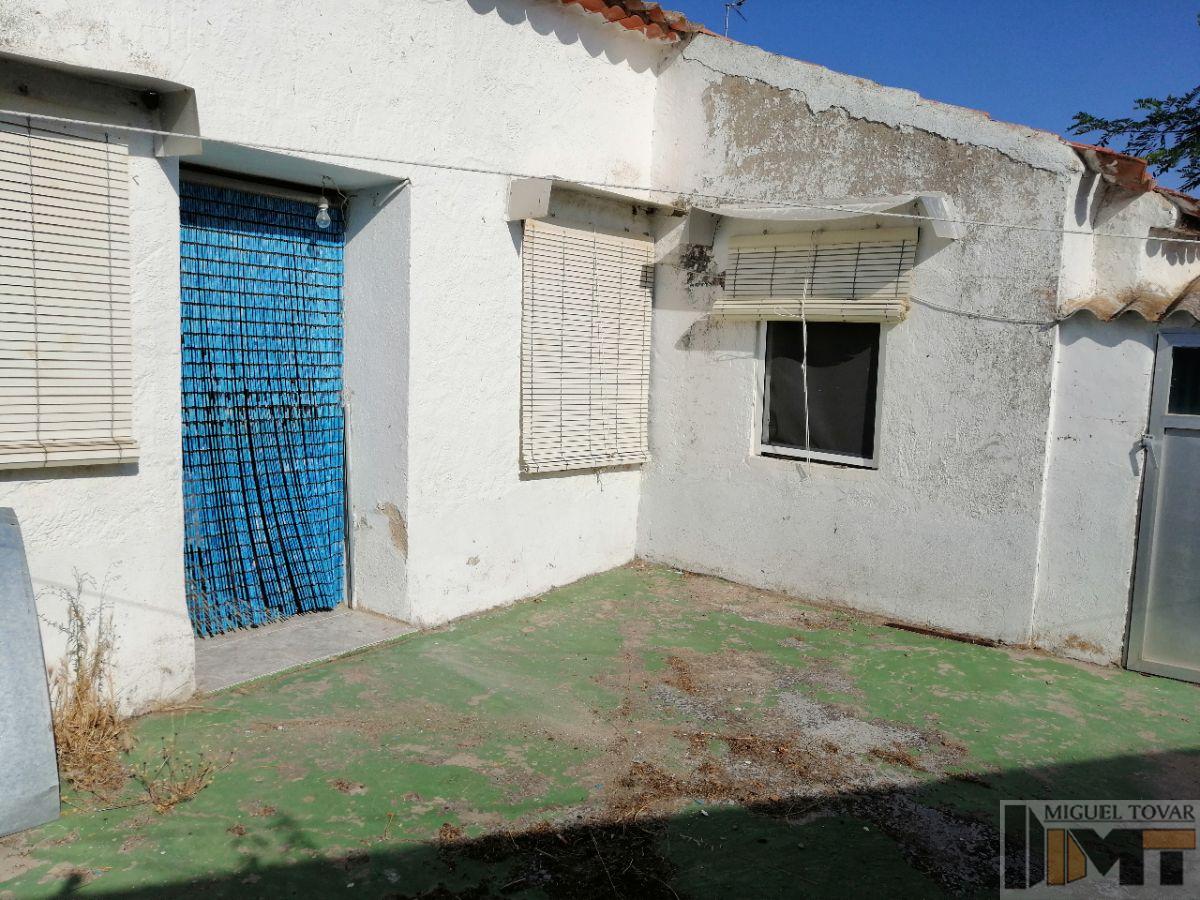 For sale of house in Sangarcía