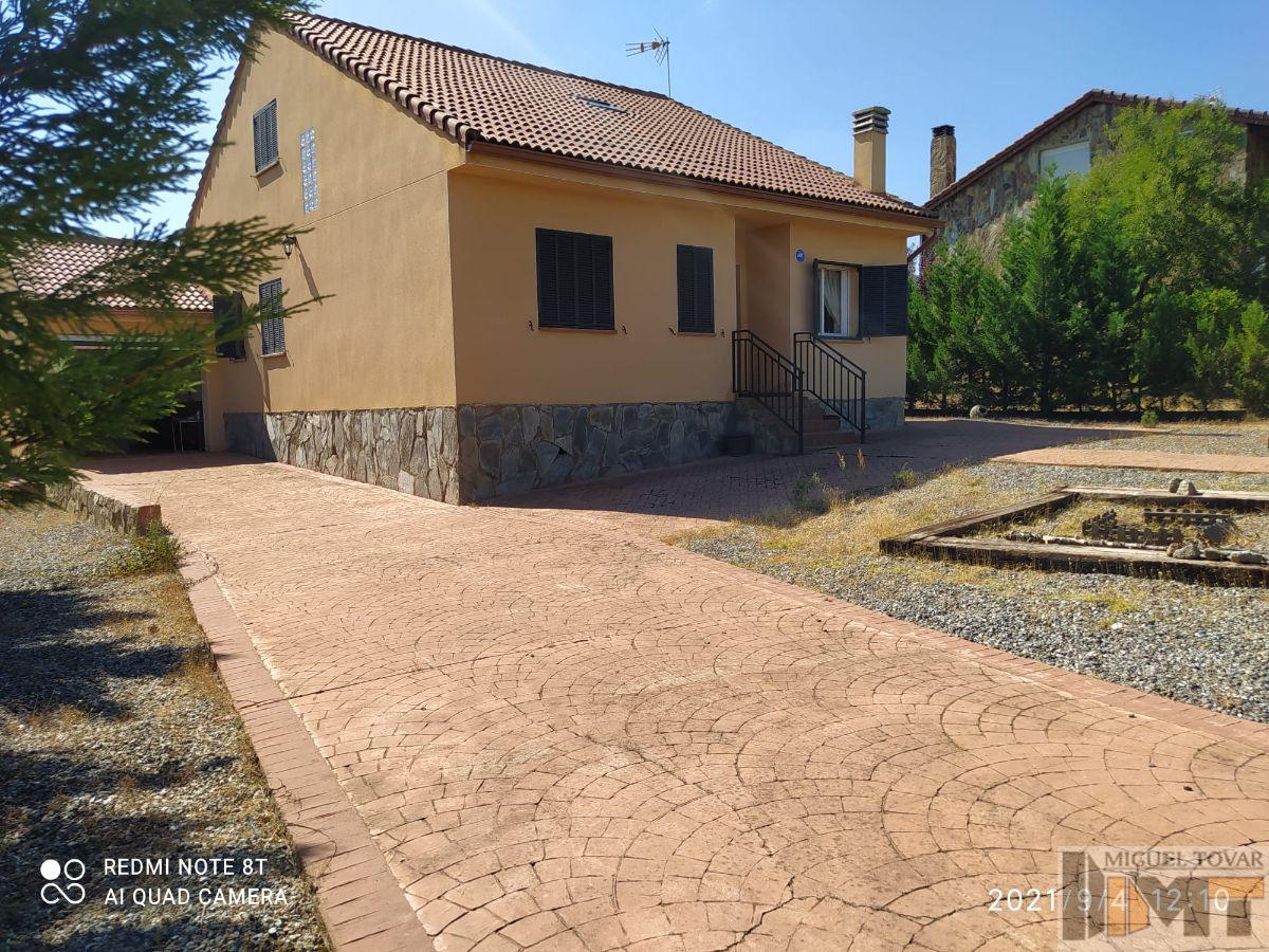 Venta de chalet en Zarzuela del Monte