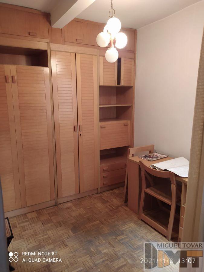 For sale of flat in Segovia