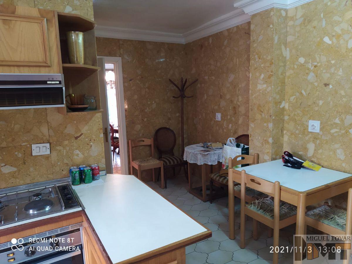 For sale of flat in Segovia