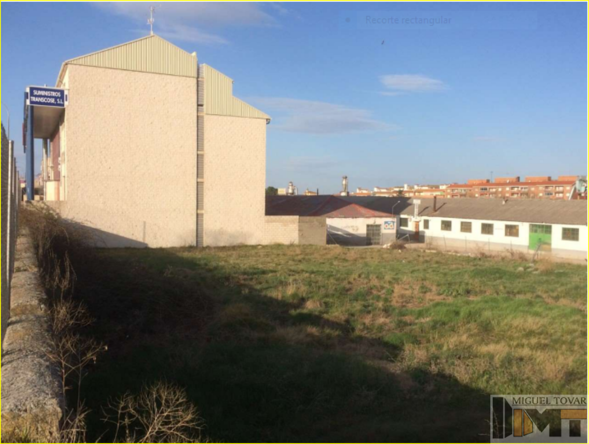 For rent of industrial plant/warehouse in Segovia