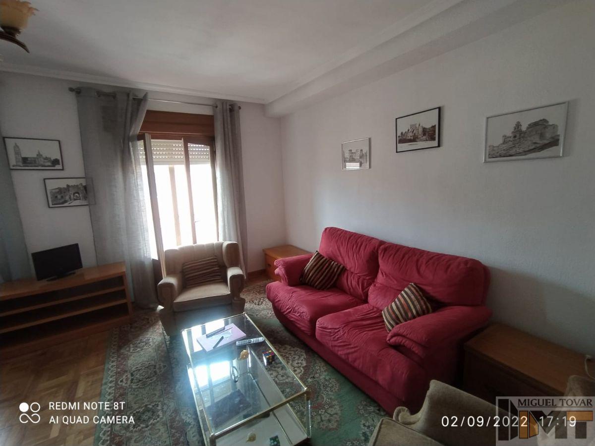 For rent of duplex in Segovia