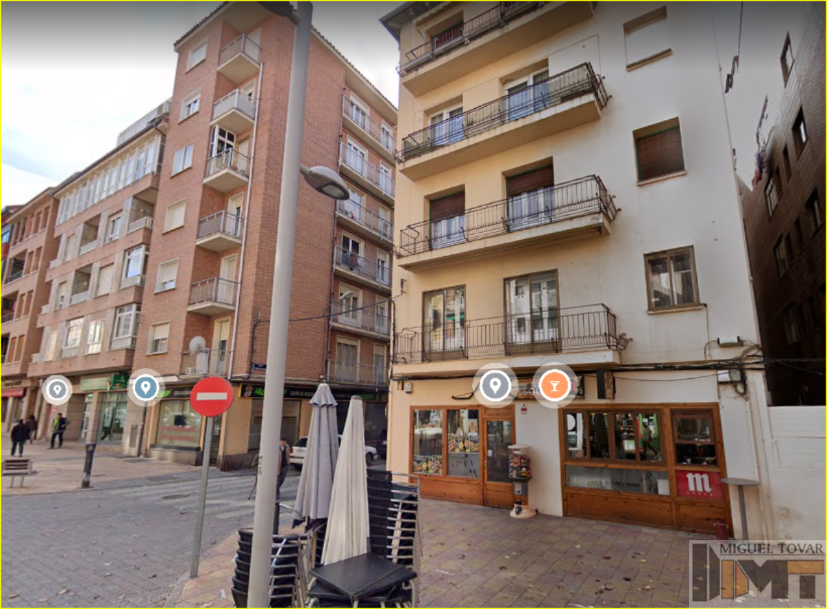 For sale of flat in Segovia