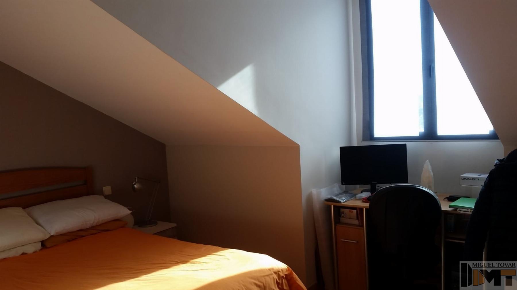 For sale of apartment in Valverde del Majano