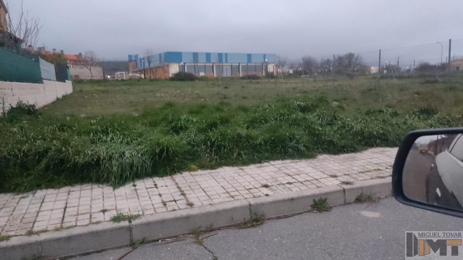 For sale of land in Trescasas