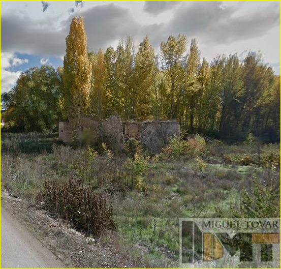 For sale of land in Sacramenia