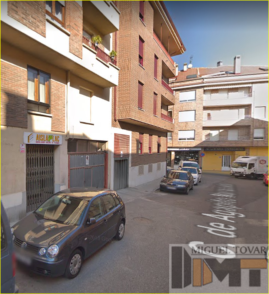 For sale of garage in Segovia