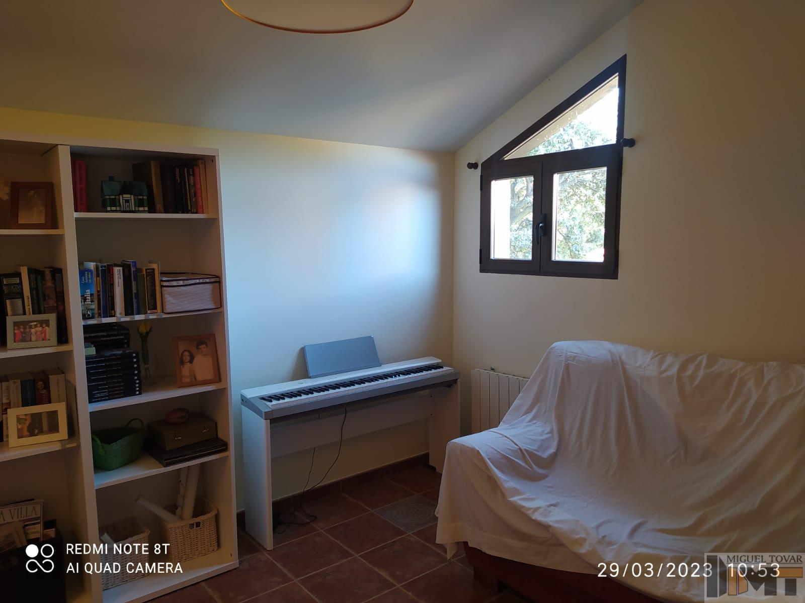 Venta de chalet en Ortigosa del Monte