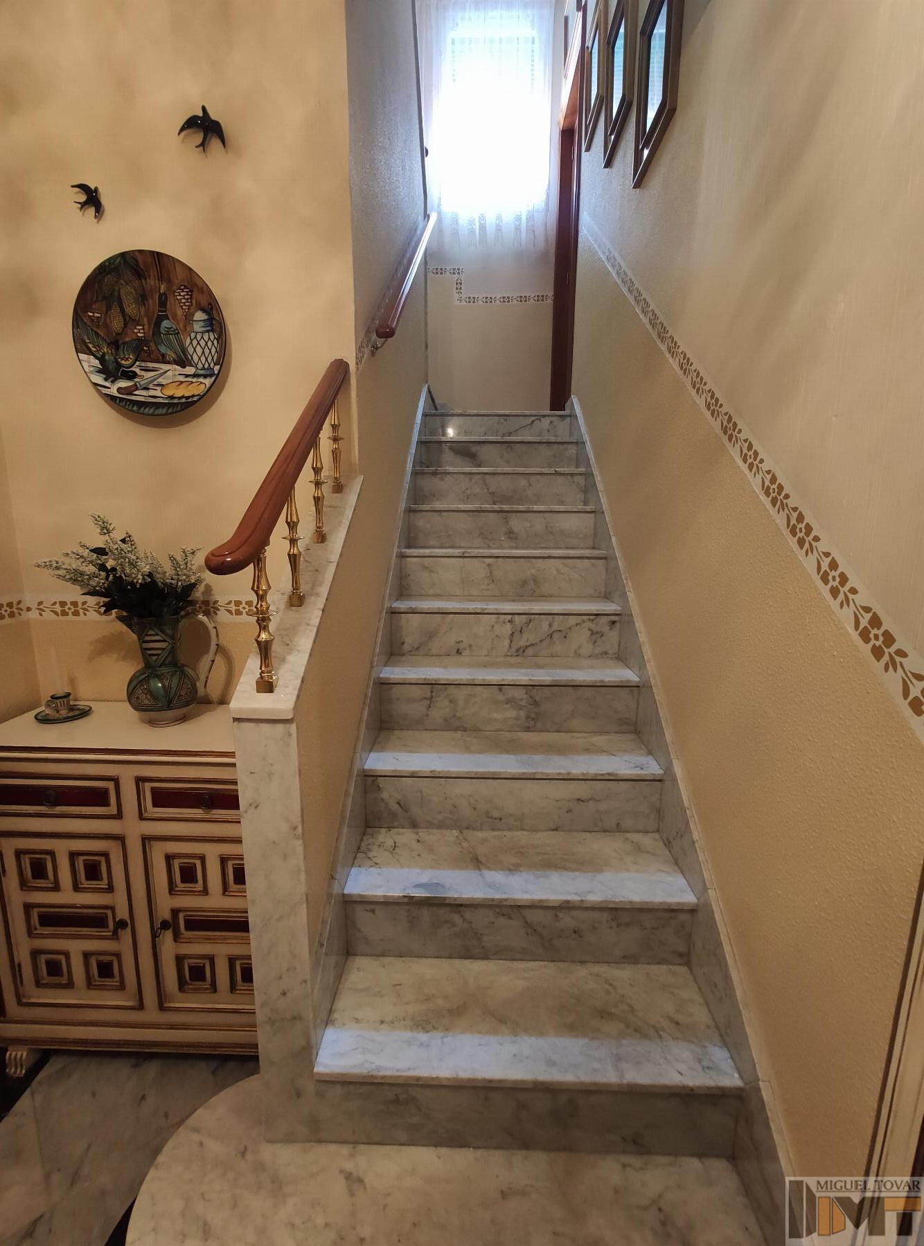 For sale of house in Segovia