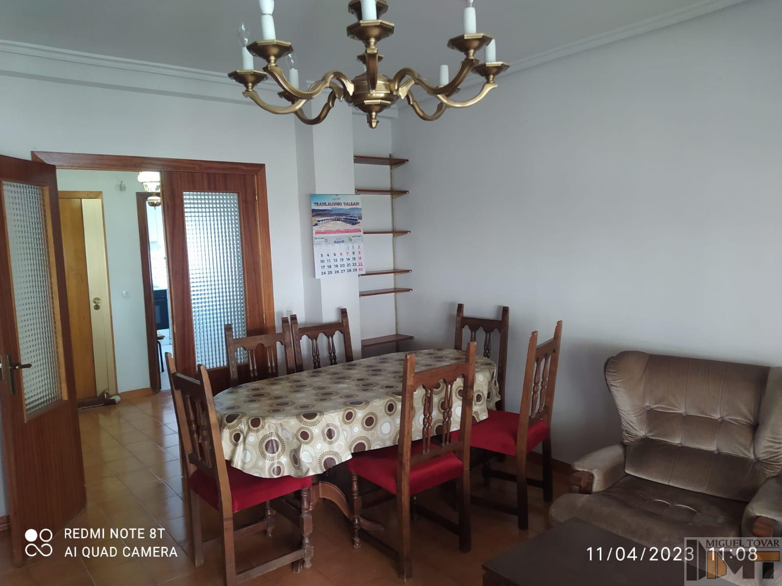 For sale of flat in Segovia