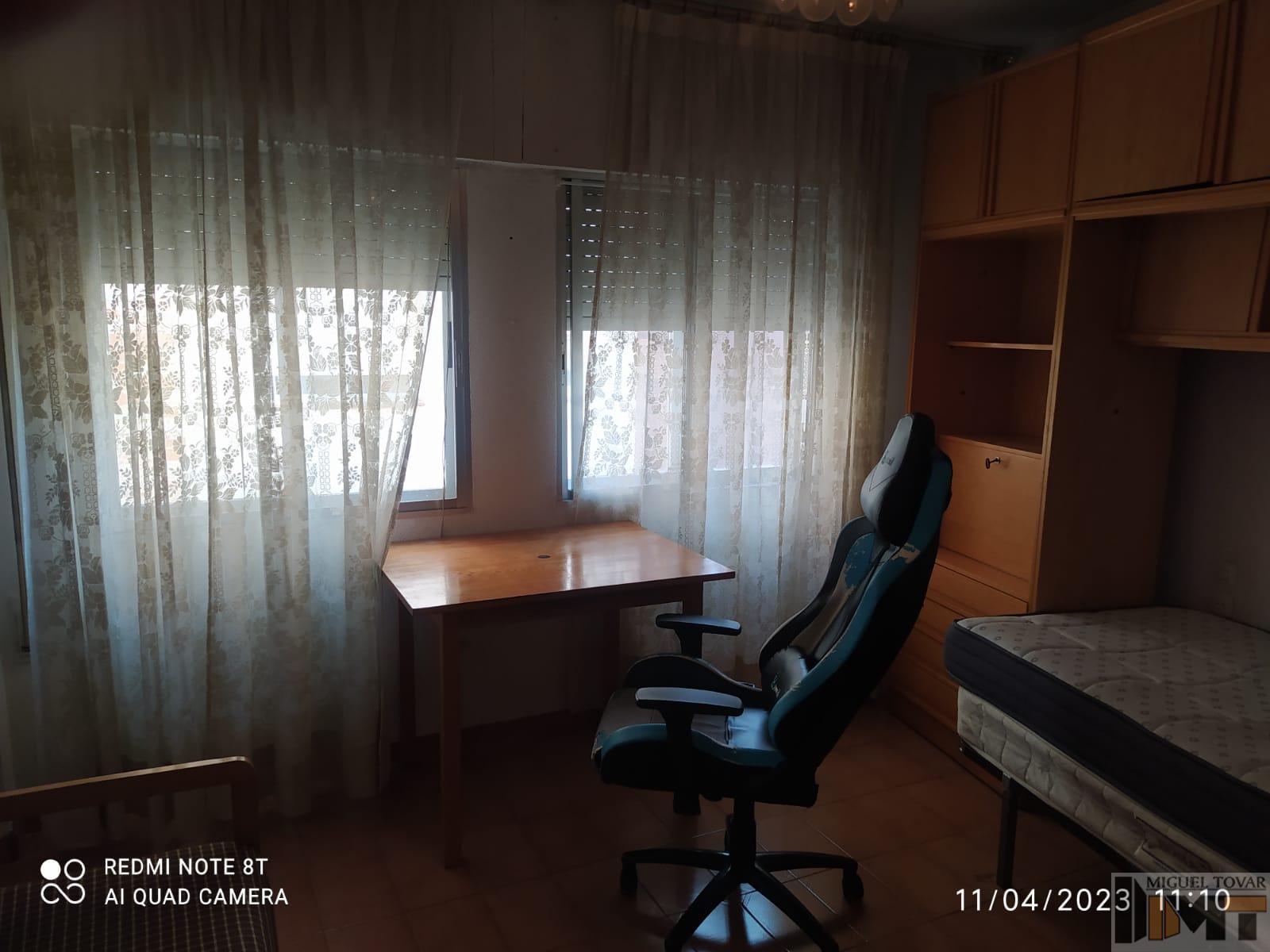 For sale of flat in Segovia