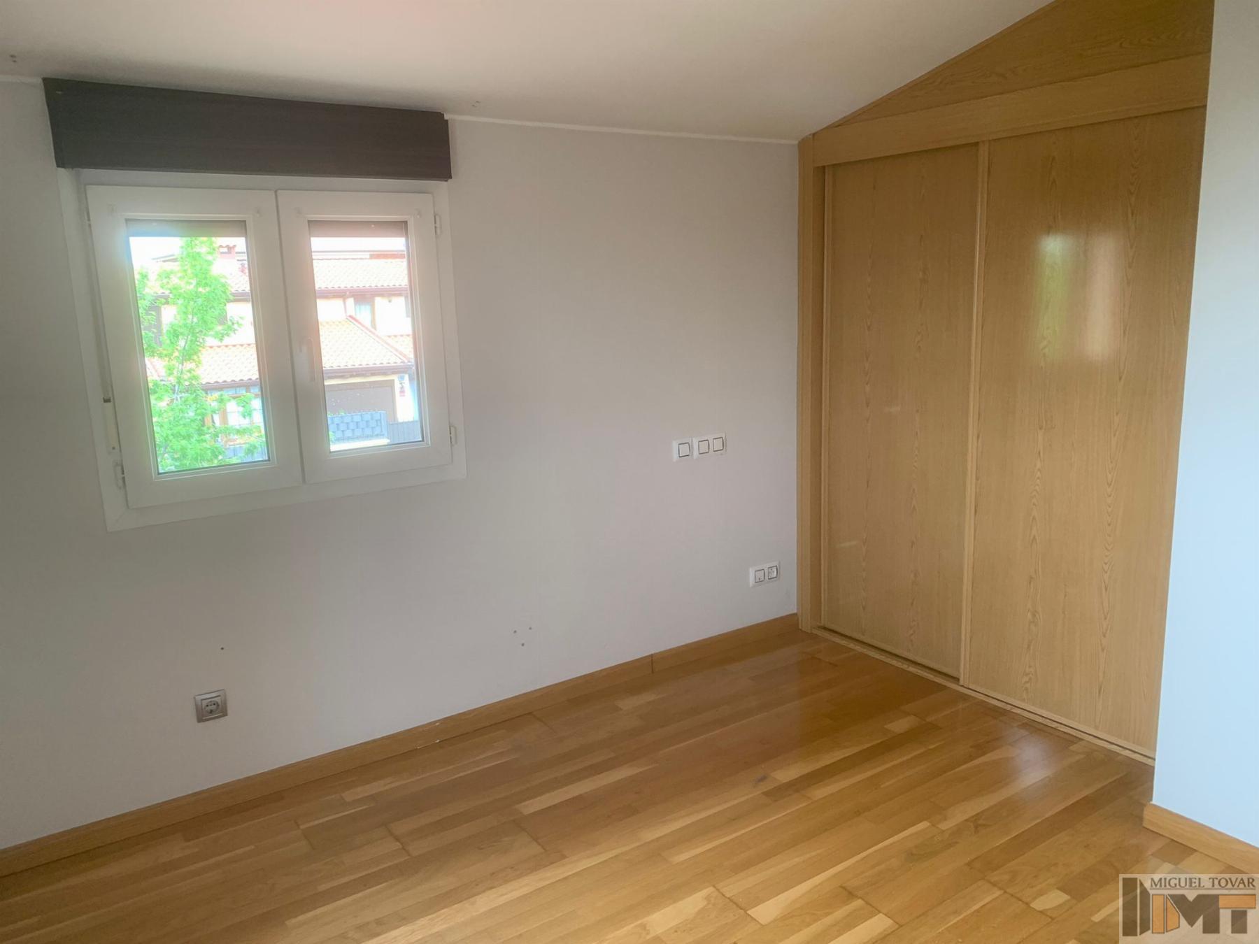 For rent of chalet in Palazuelos de Eresma