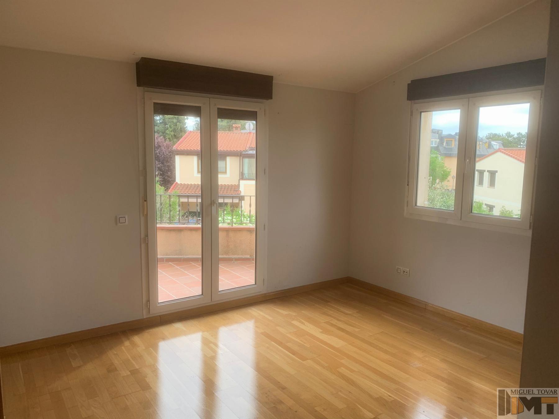 For rent of chalet in Palazuelos de Eresma