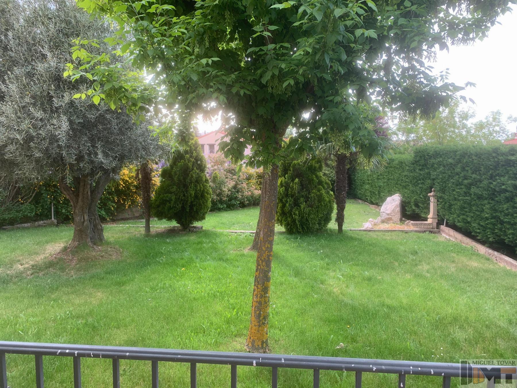 For rent of chalet in Palazuelos de Eresma