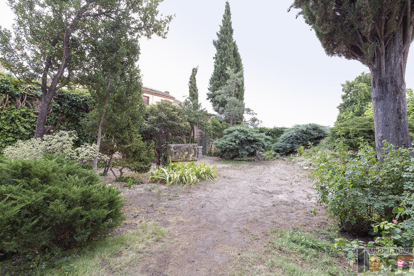 For sale of house in Segovia