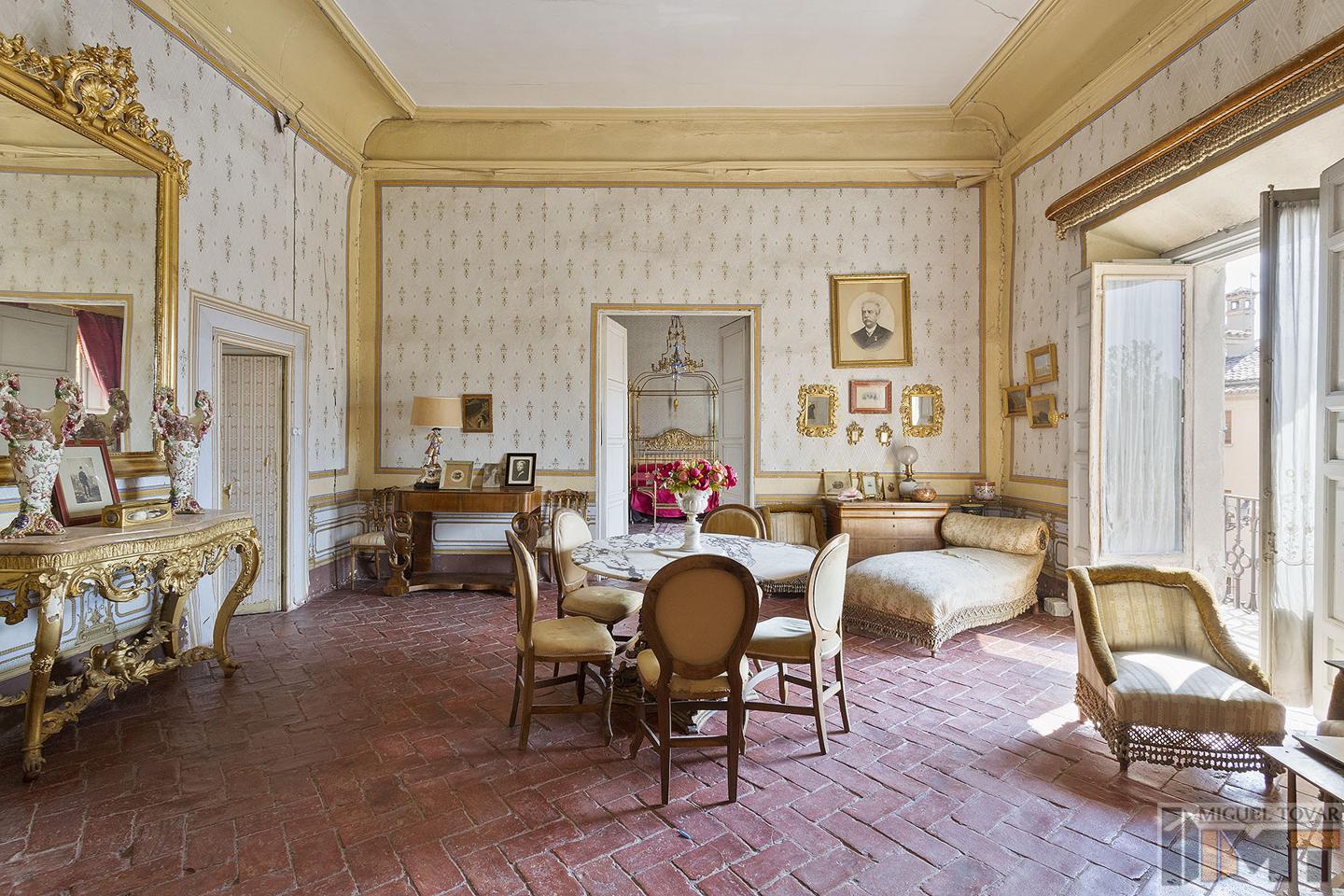 For sale of house in Segovia
