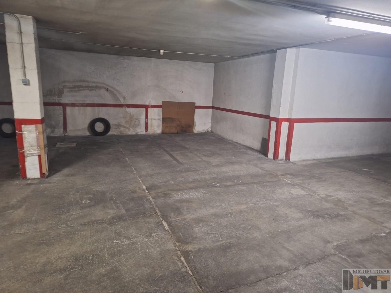For sale of flat in Segovia