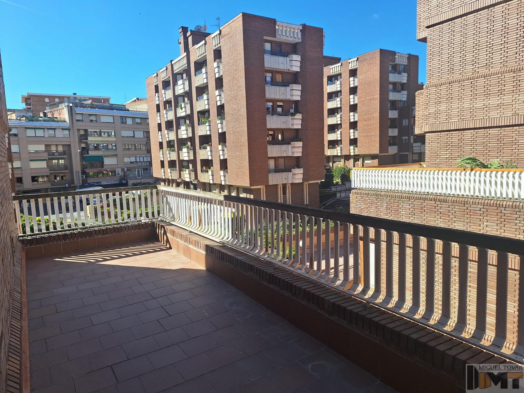 For sale of flat in Segovia