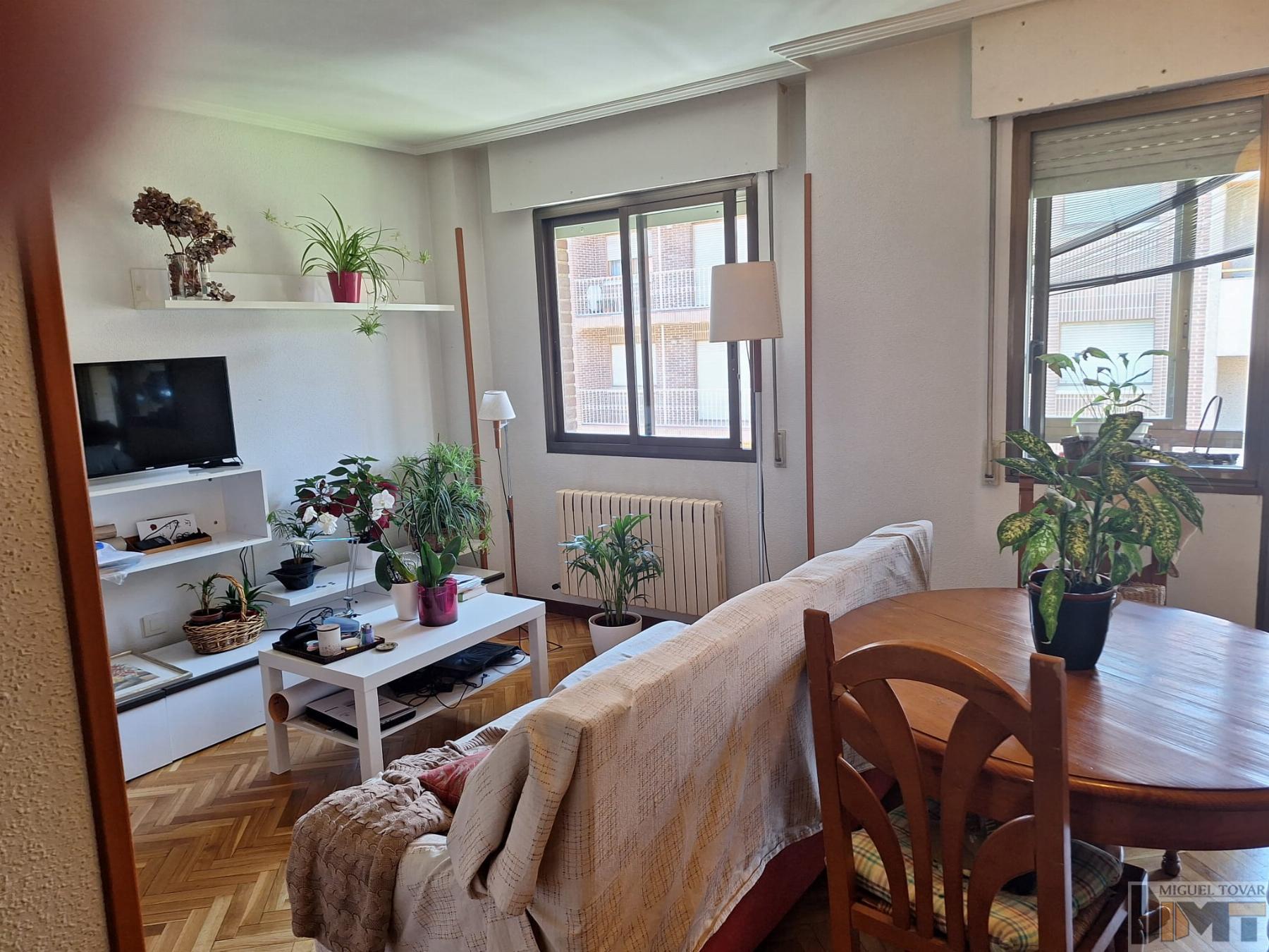 For sale of duplex in Segovia