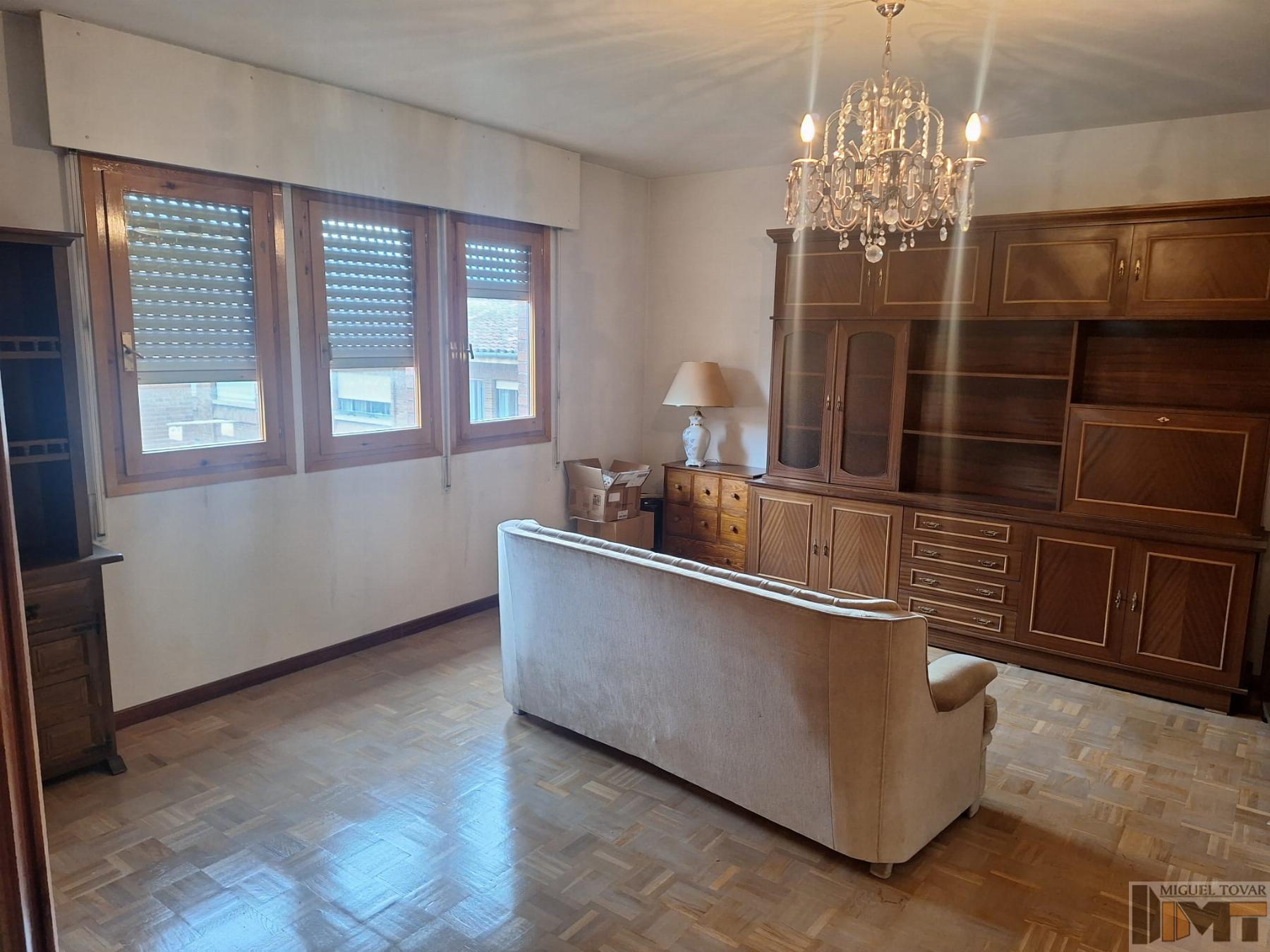 Duplex en venta en SAN LORENZO, Segovia