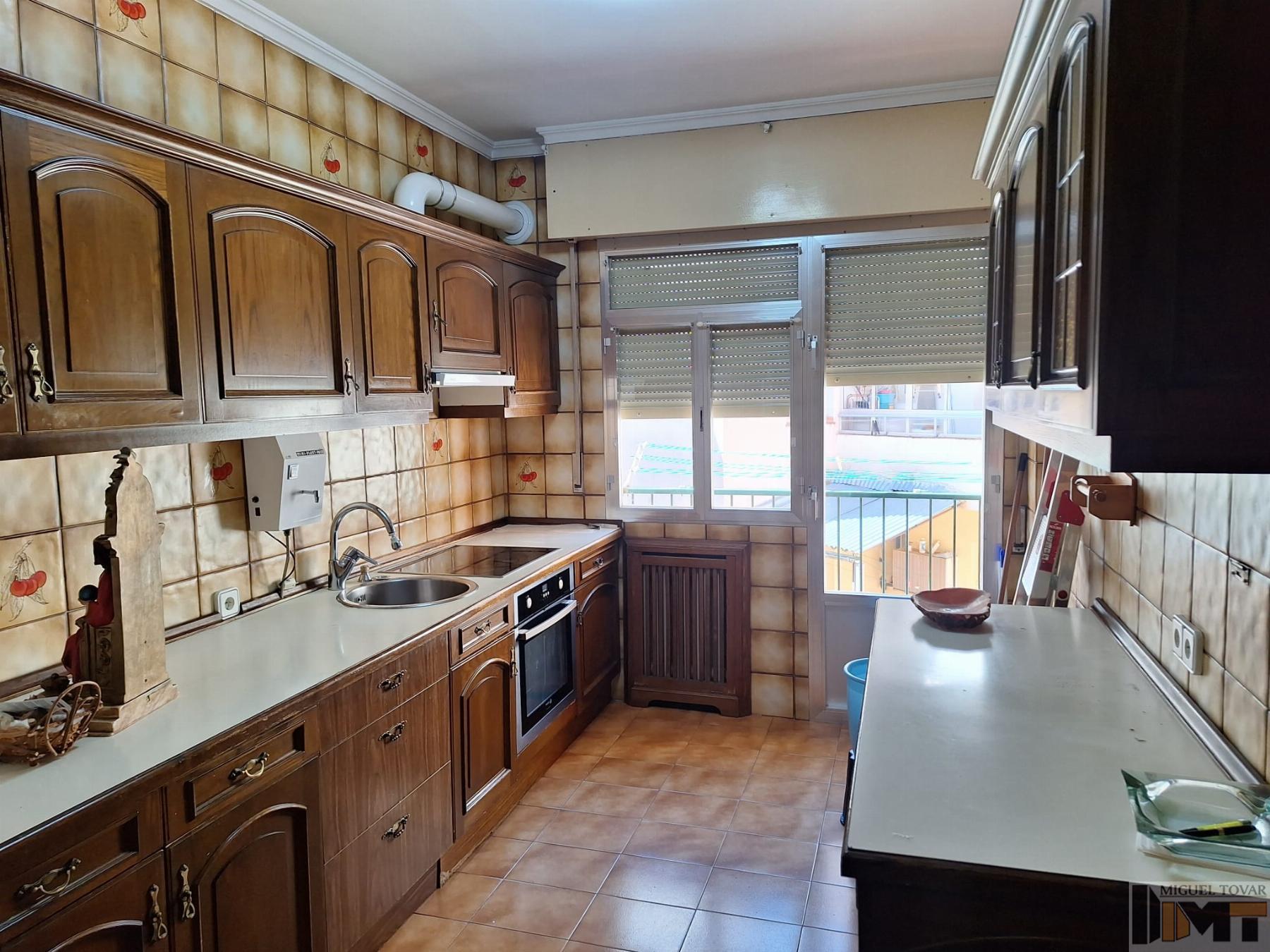 For sale of flat in Segovia