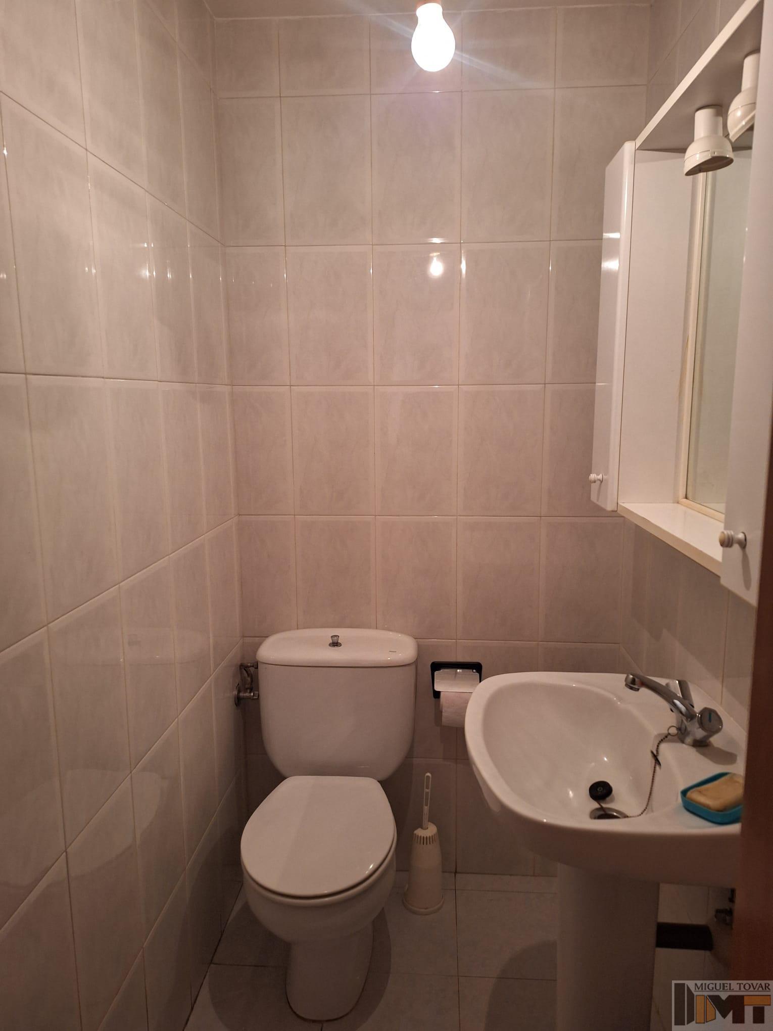 For sale of flat in Segovia