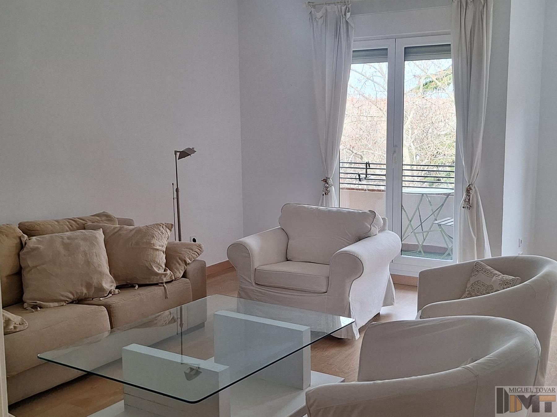 For rent of flat in Segovia