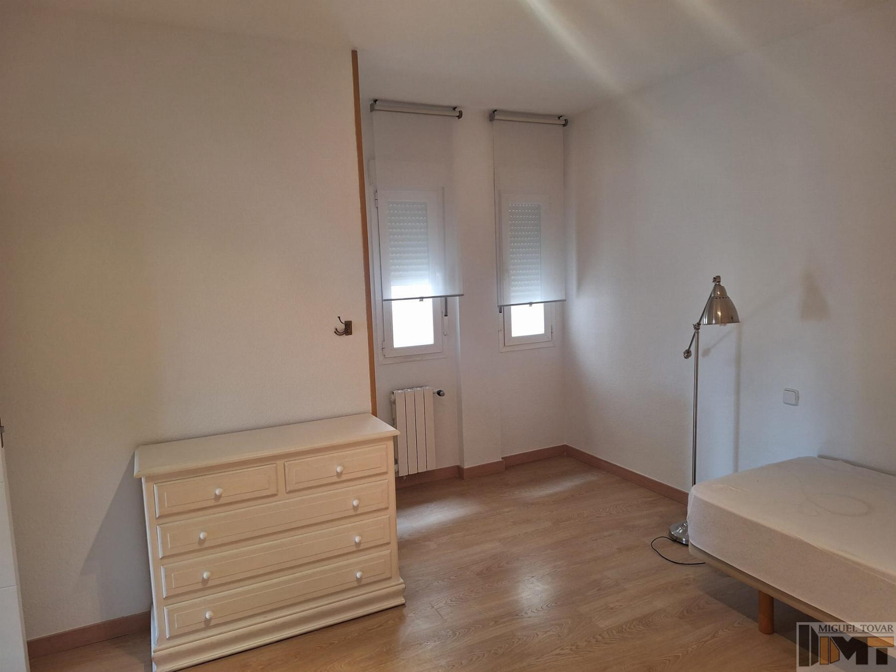 For rent of flat in Segovia