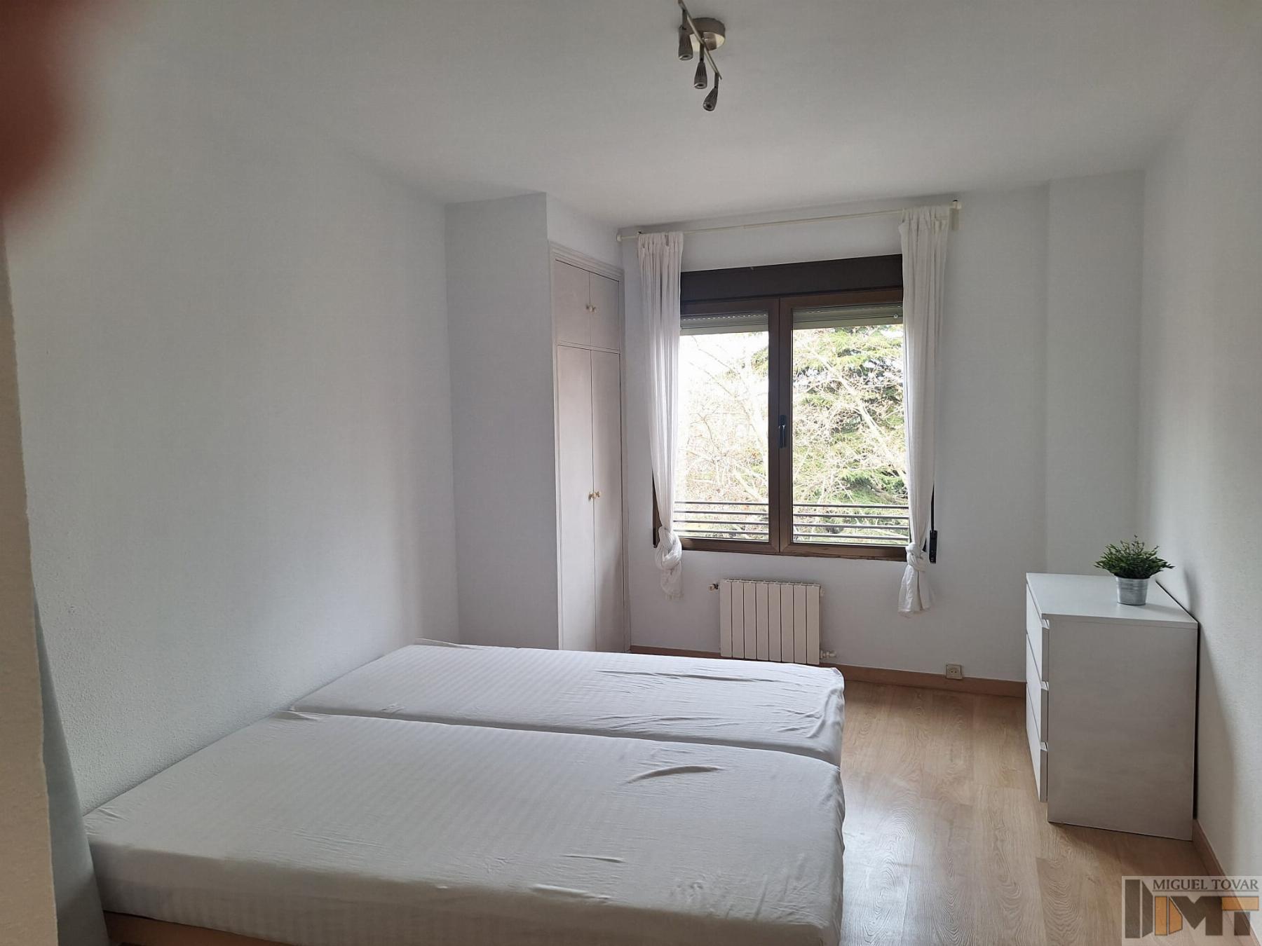 For rent of flat in Segovia
