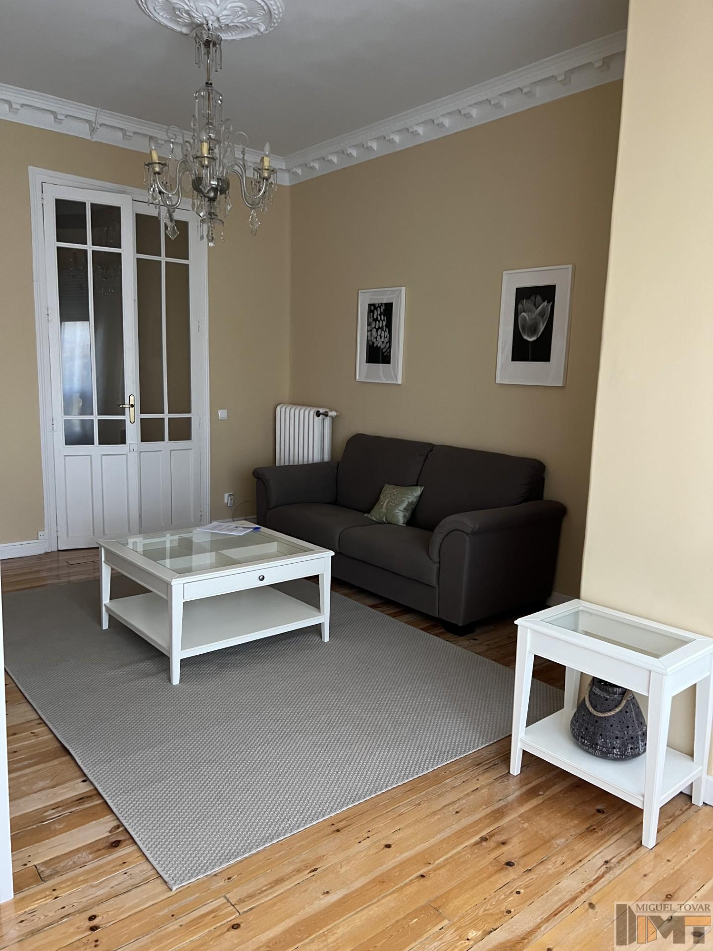 For rent of flat in Segovia