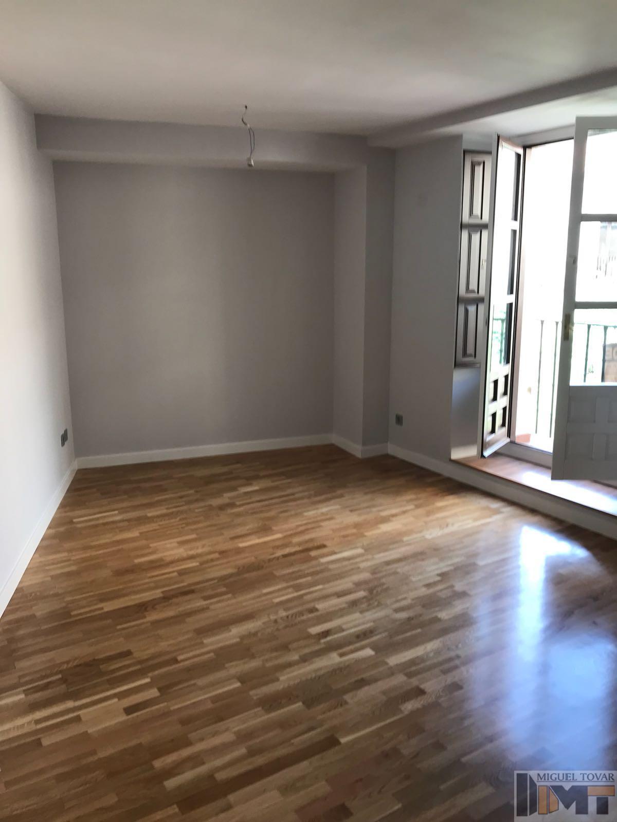 For rent of flat in Segovia