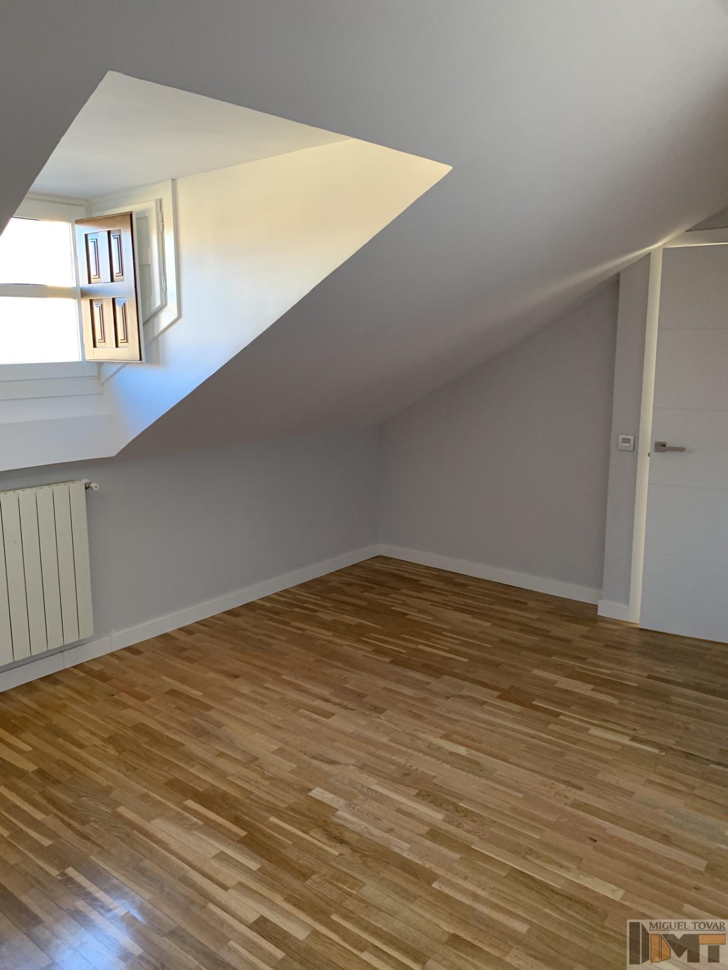 For rent of flat in Segovia