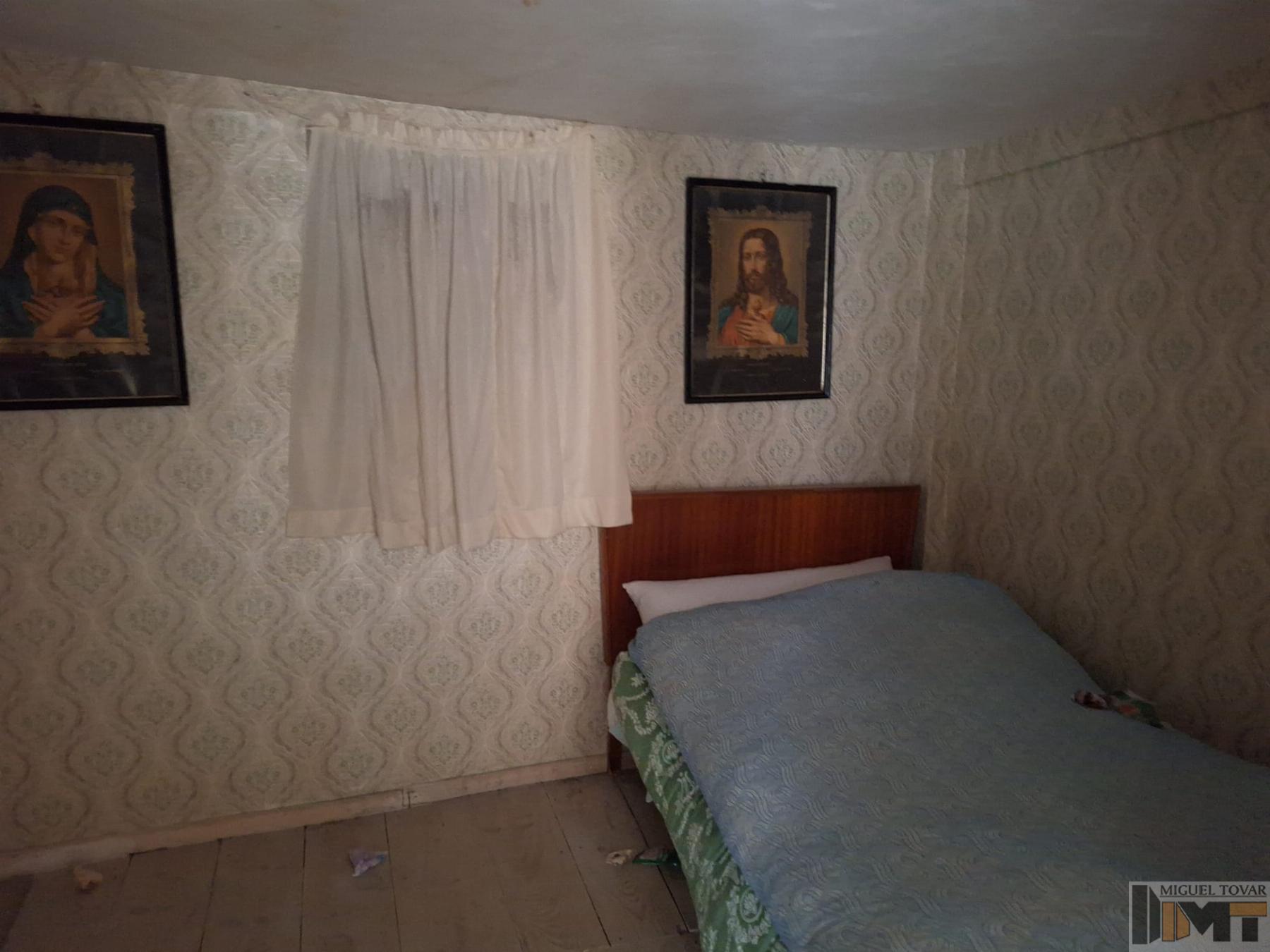 For sale of house in Turégano