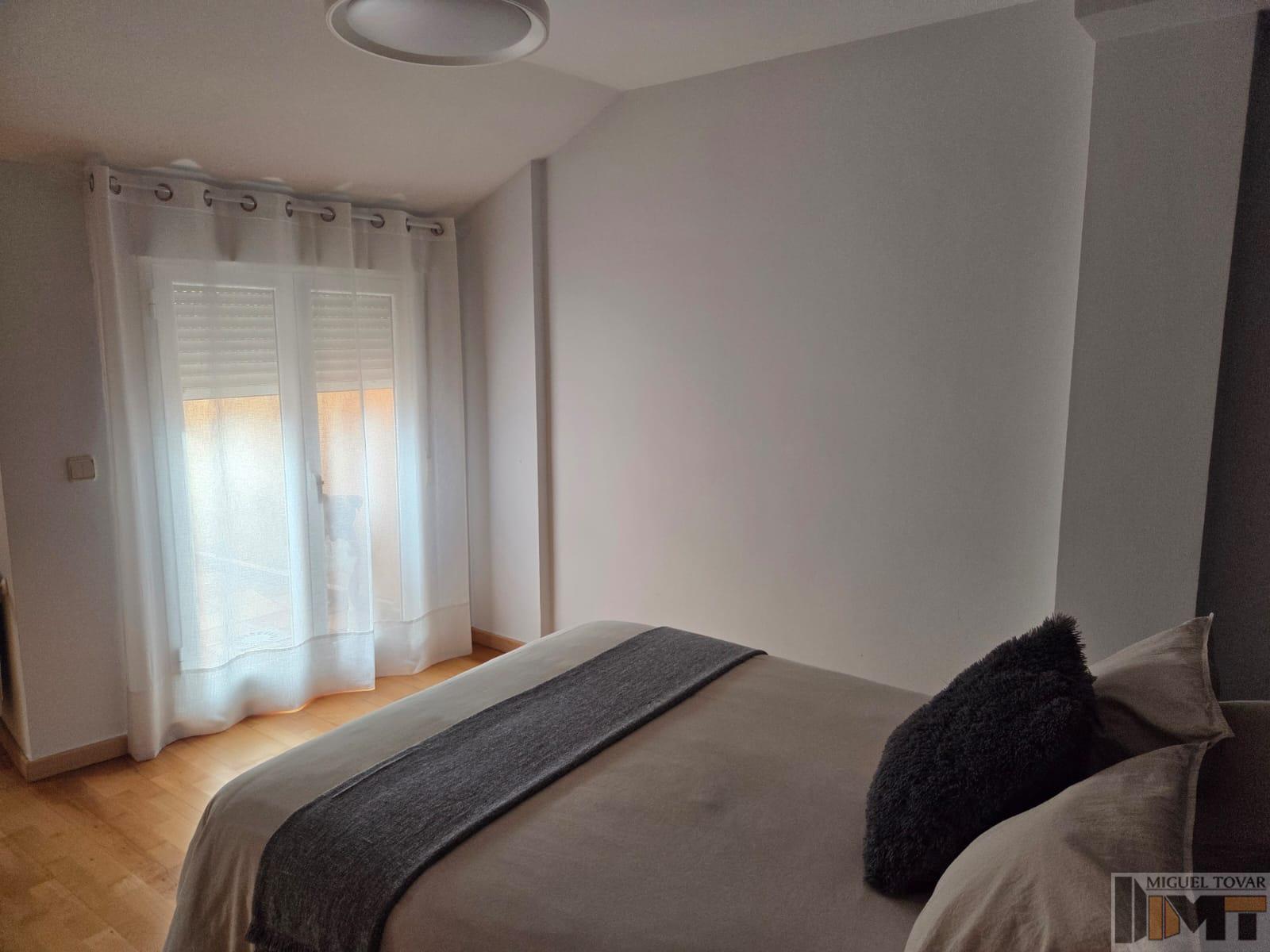 Venta de dúplex en Revenga