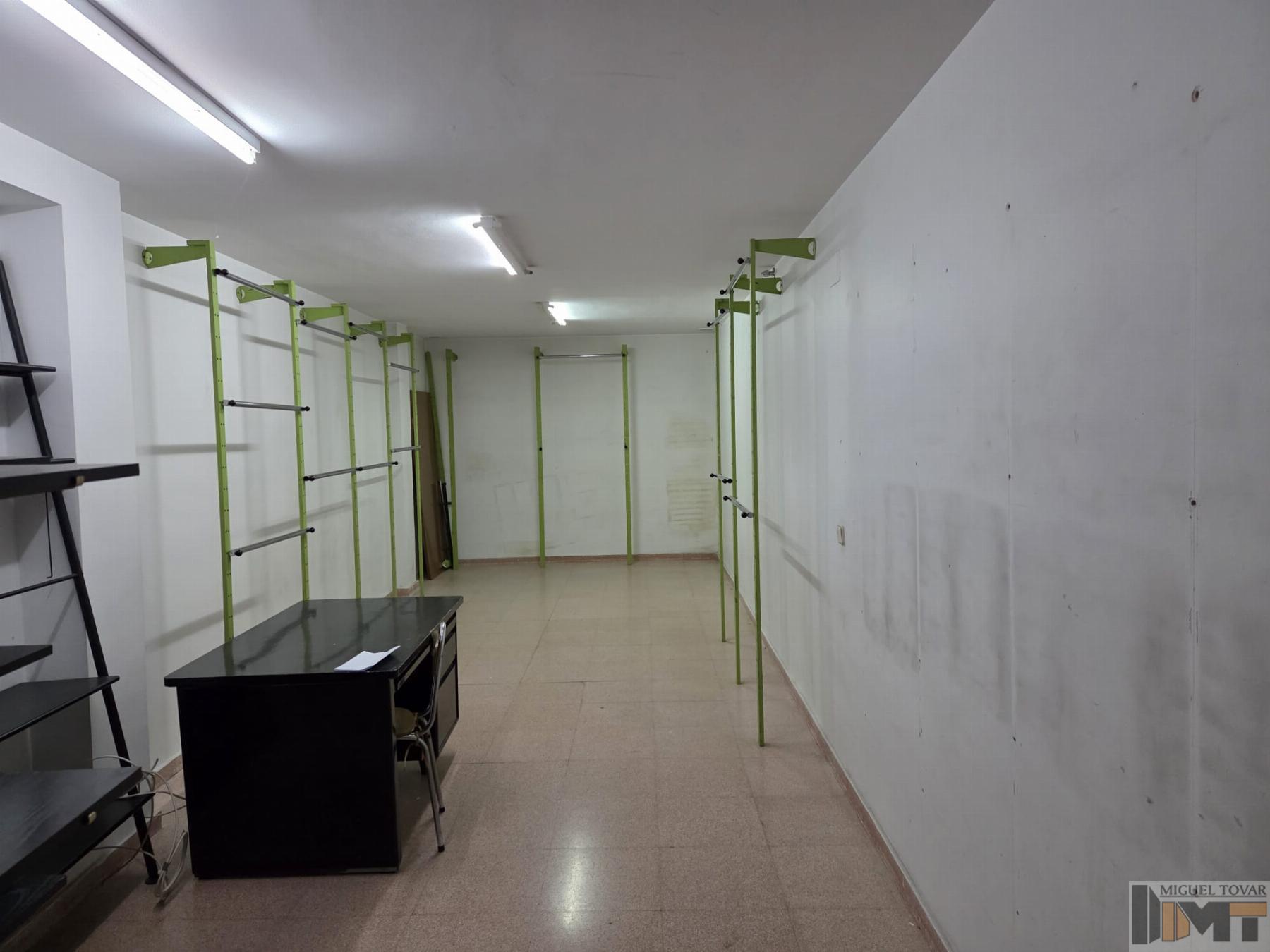 Venta de local en Segovia