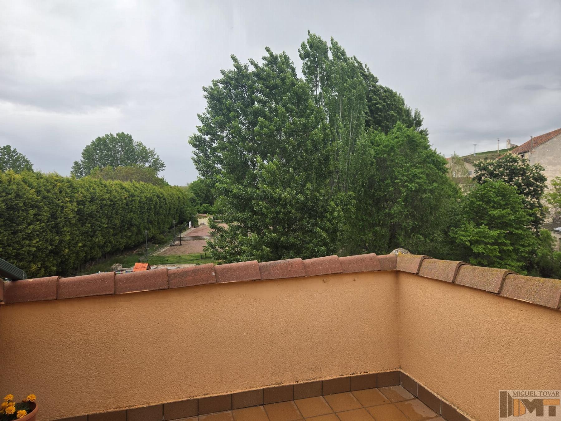 Venta de apartamento en Bernuy de Porreros