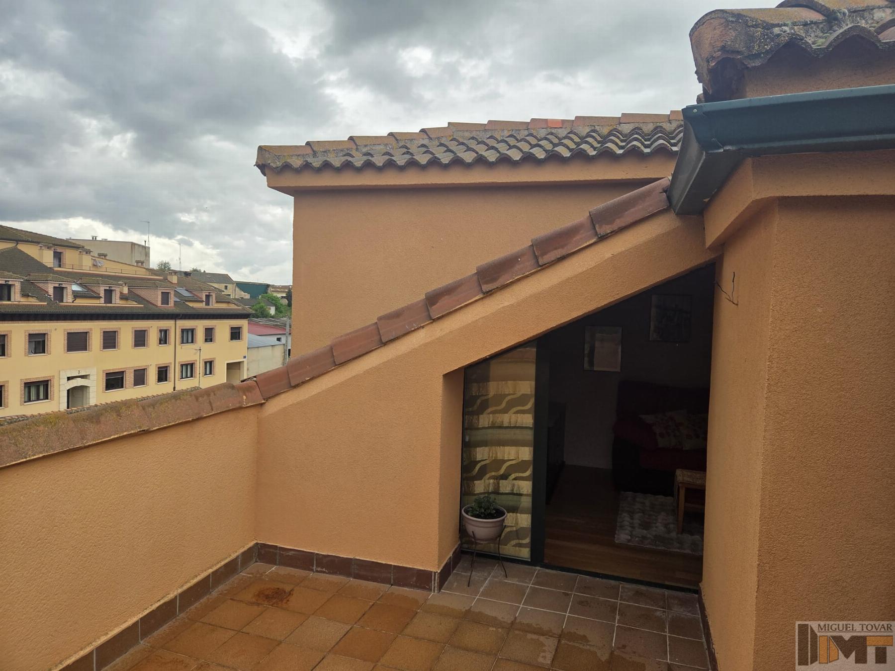 Venta de apartamento en Bernuy de Porreros