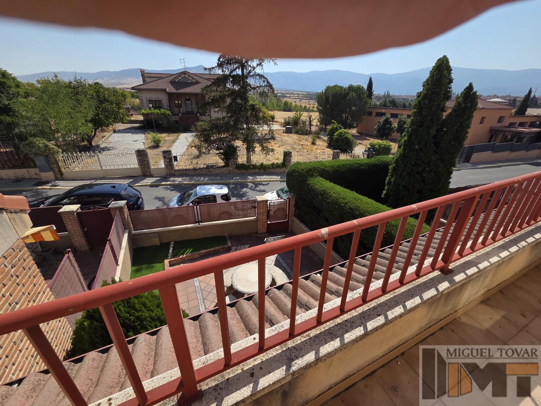 Venta de chalet en Palazuelos de Eresma