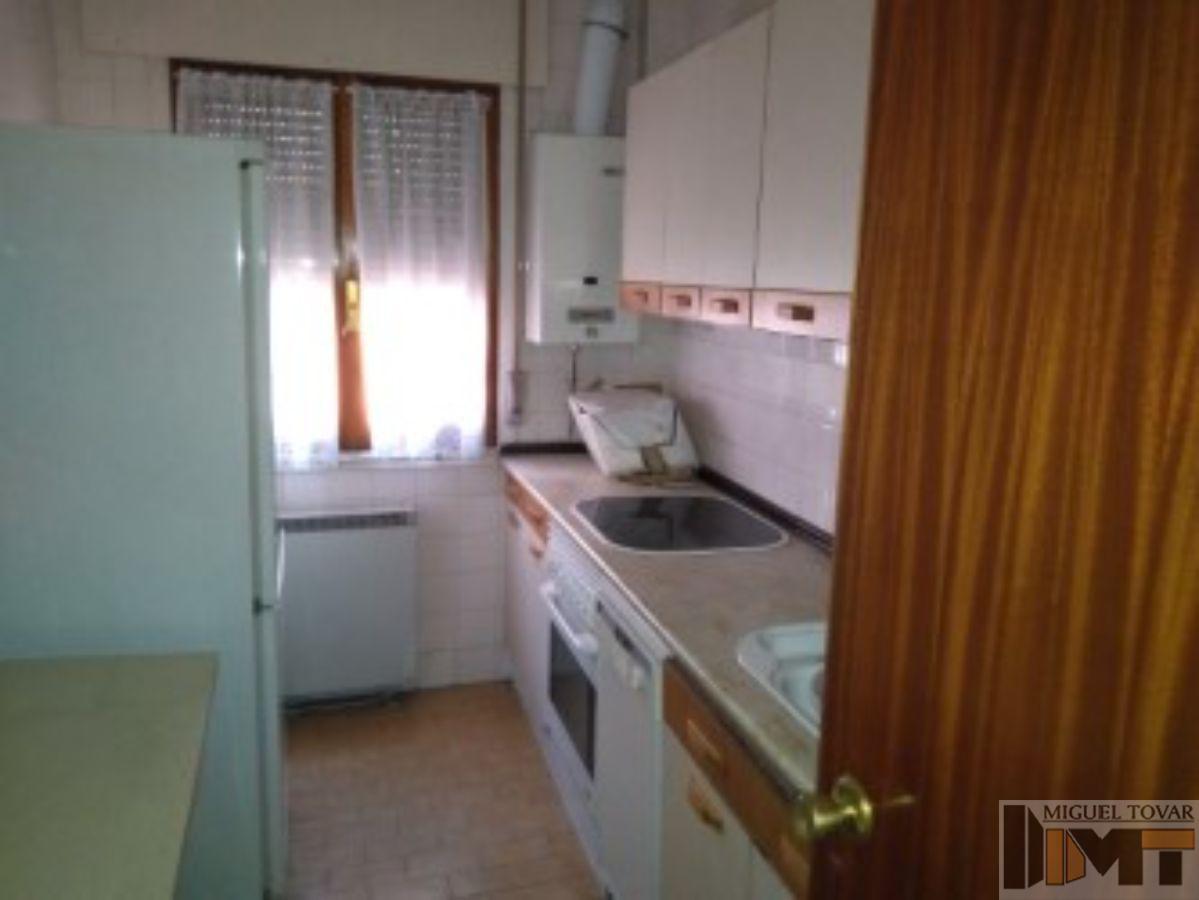 For sale of flat in Segovia