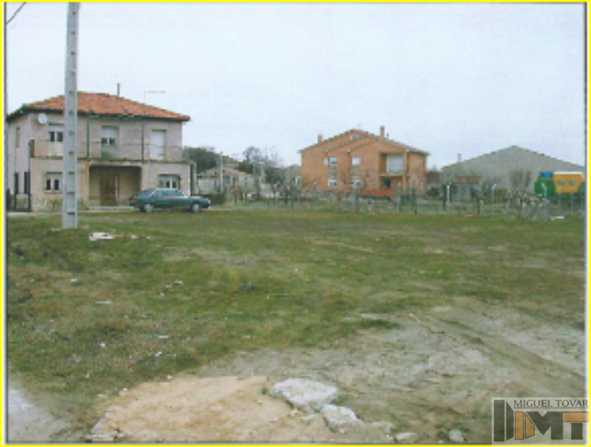 Venta de terreno en Aldea Real