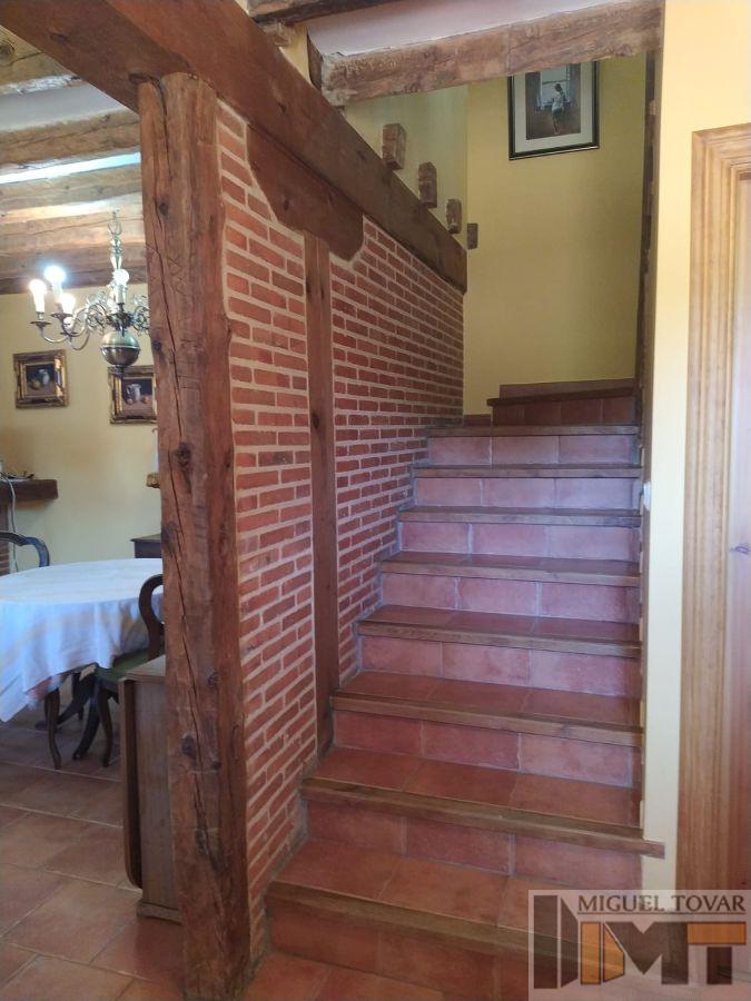 Venta de chalet en Torrecaballeros